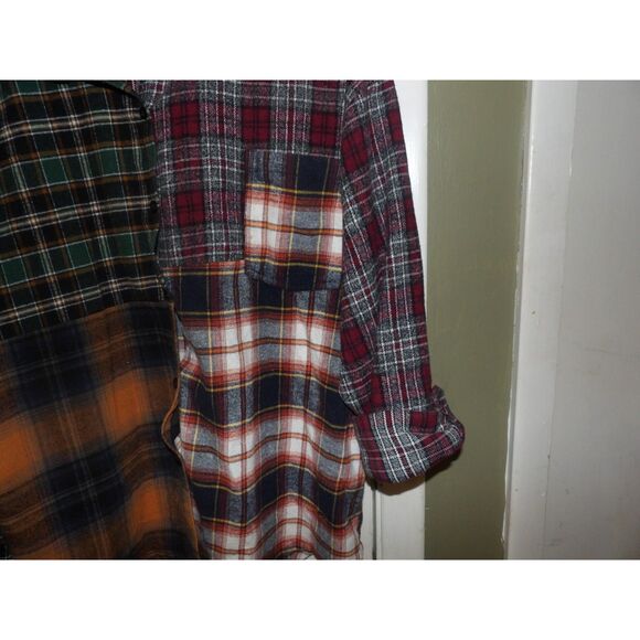 Out from Under by Urban outfitters Flannel button up M - Picture 2 of 5